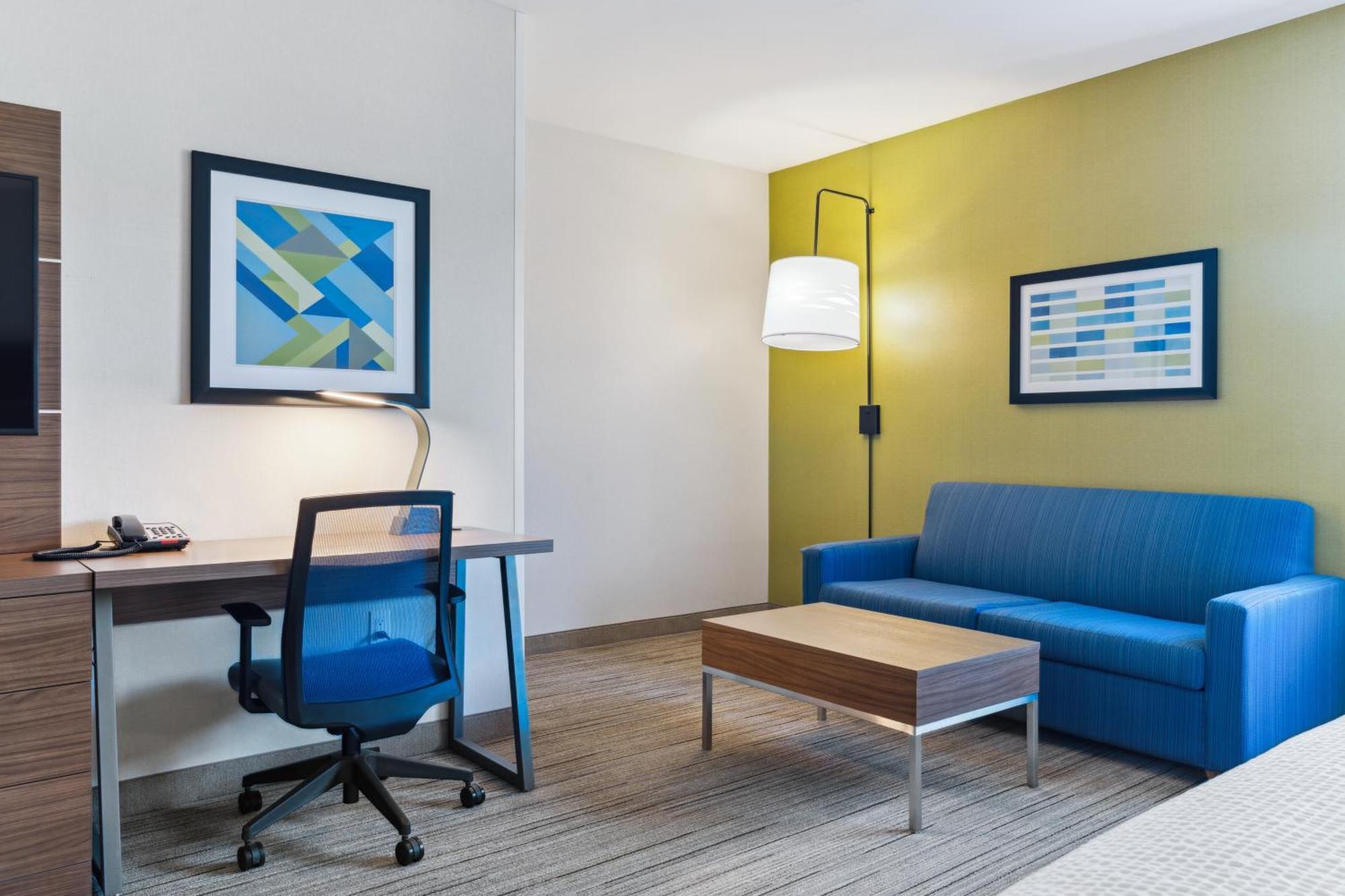 Holiday Inn Express & Suites Mountain View Silicon Valley By Ihg Exterior photo