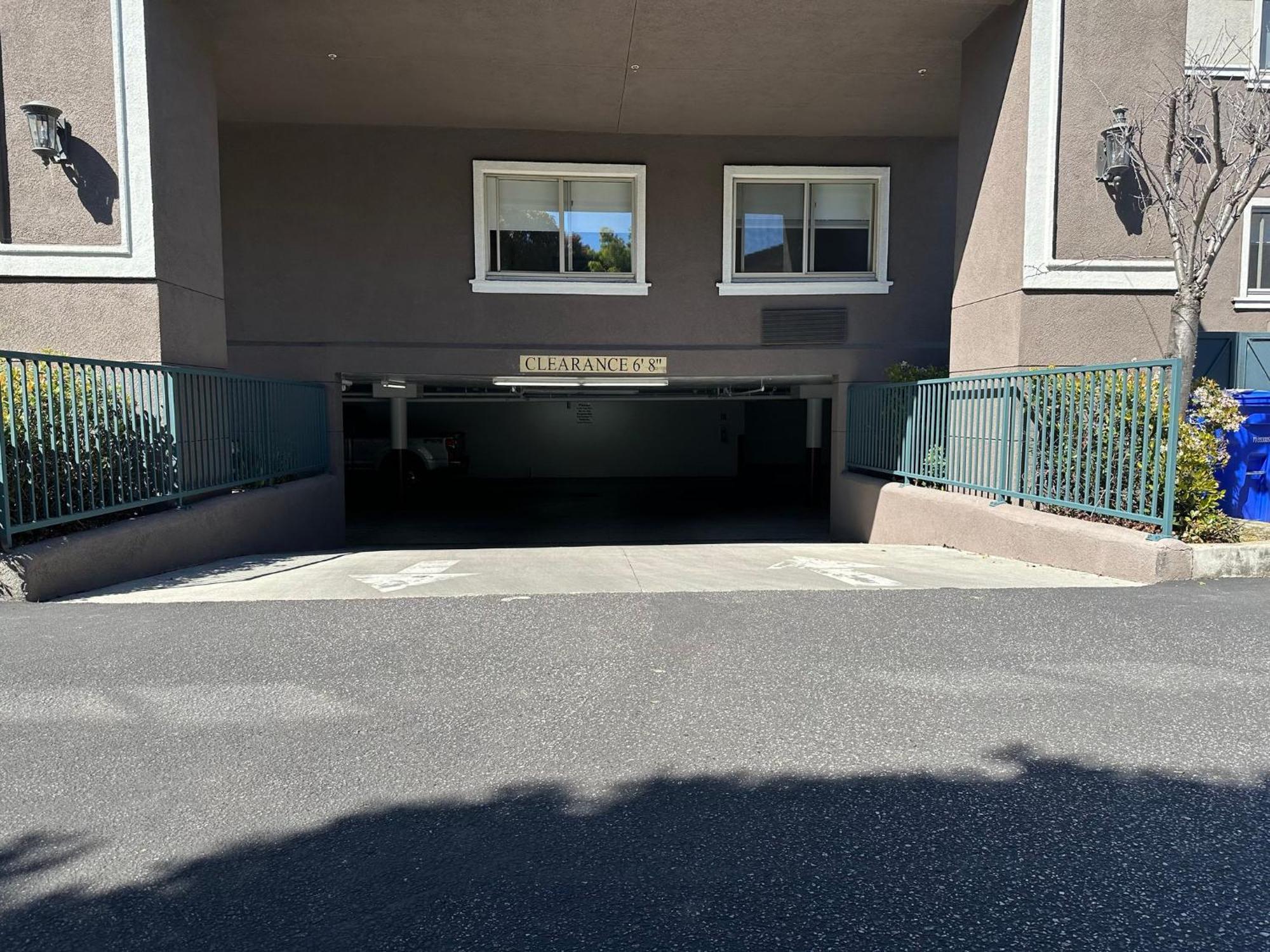 Holiday Inn Express & Suites Mountain View Silicon Valley By Ihg Exterior photo